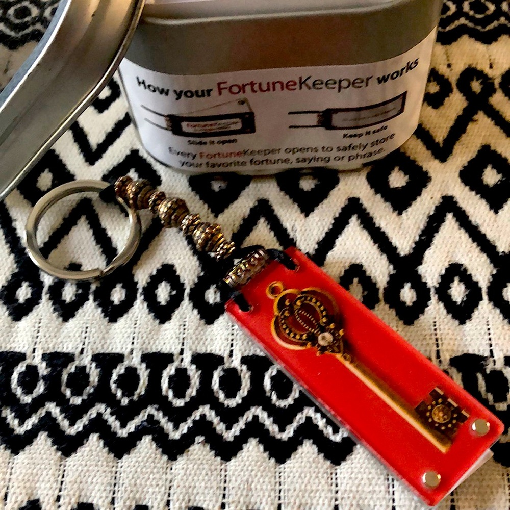 Fortune Keeper Necklace - keep your favorite fortune 🥠 on display!